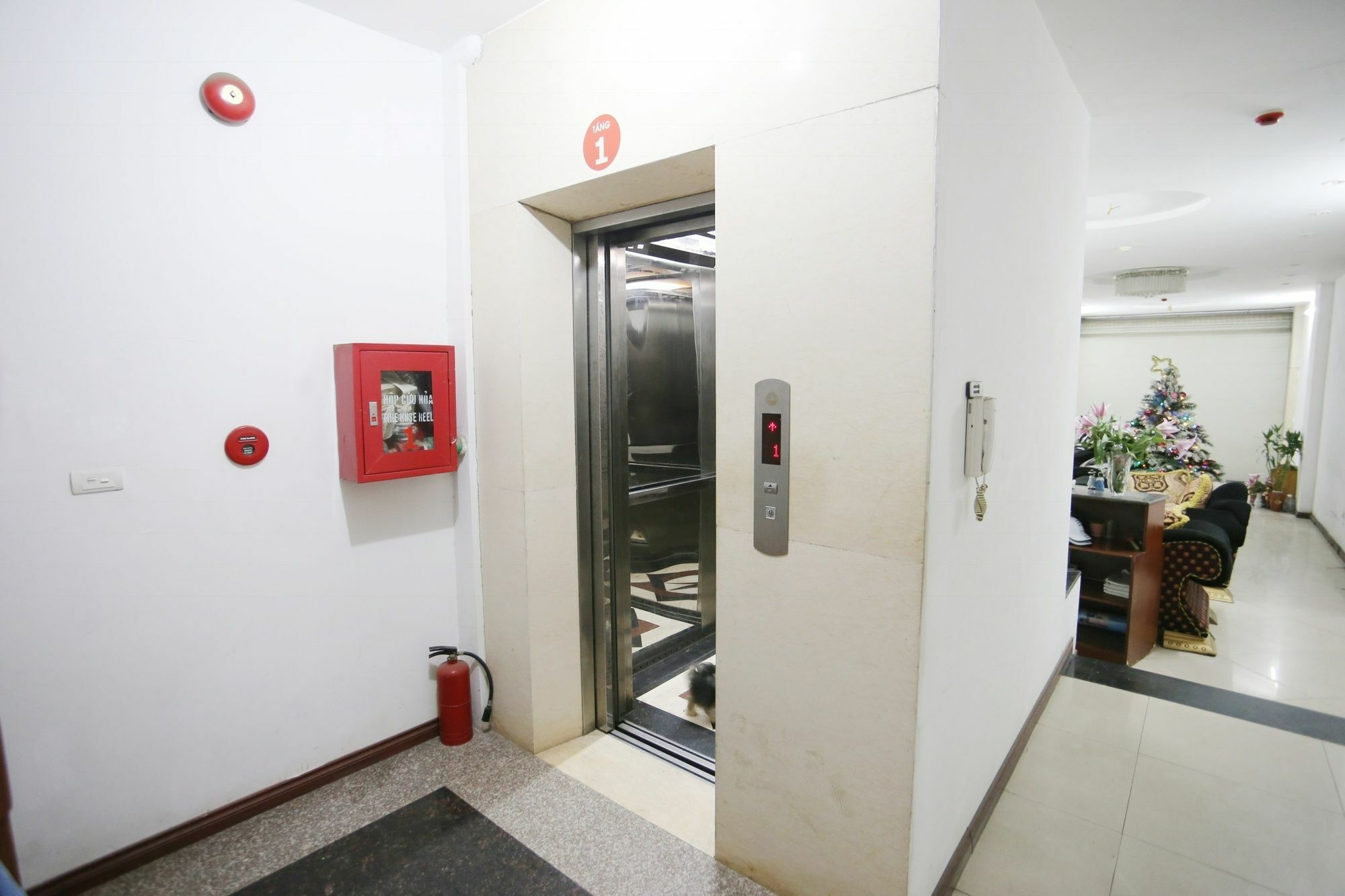 Oladi Apartment *